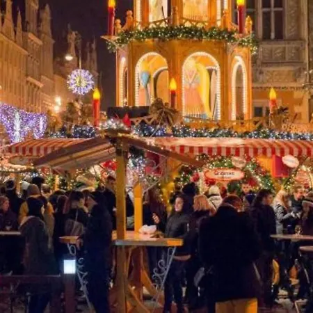 Urban Chic- Old Town - Great Location - Uniwersytecka Apartment Wroclaw