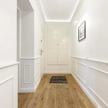 Urban Chic- Old Town - Great Location - Uniwersytecka ורוצלב