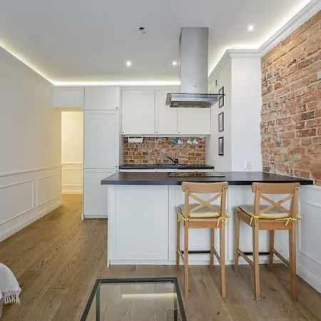 Urban Chic- Old Town - Great Location - Uniwersytecka דירה